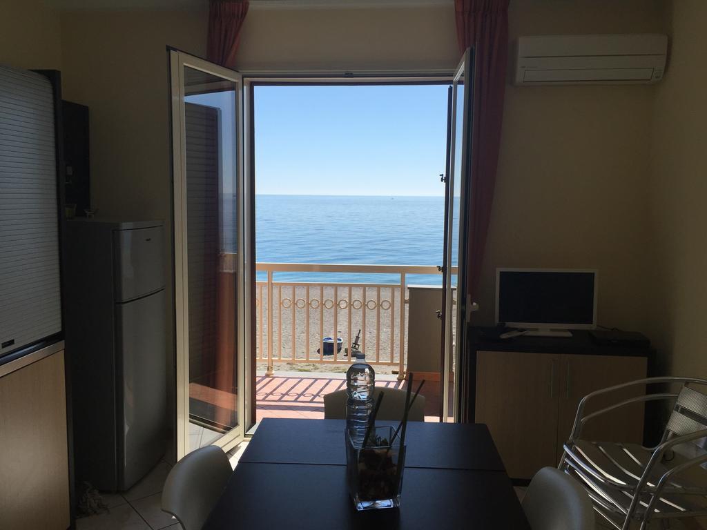 Casa Vacanze Samira Fondachello  Luaran gambar