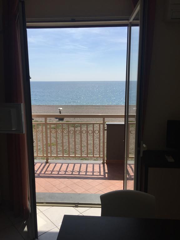 Casa Vacanze Samira Fondachello  Luaran gambar