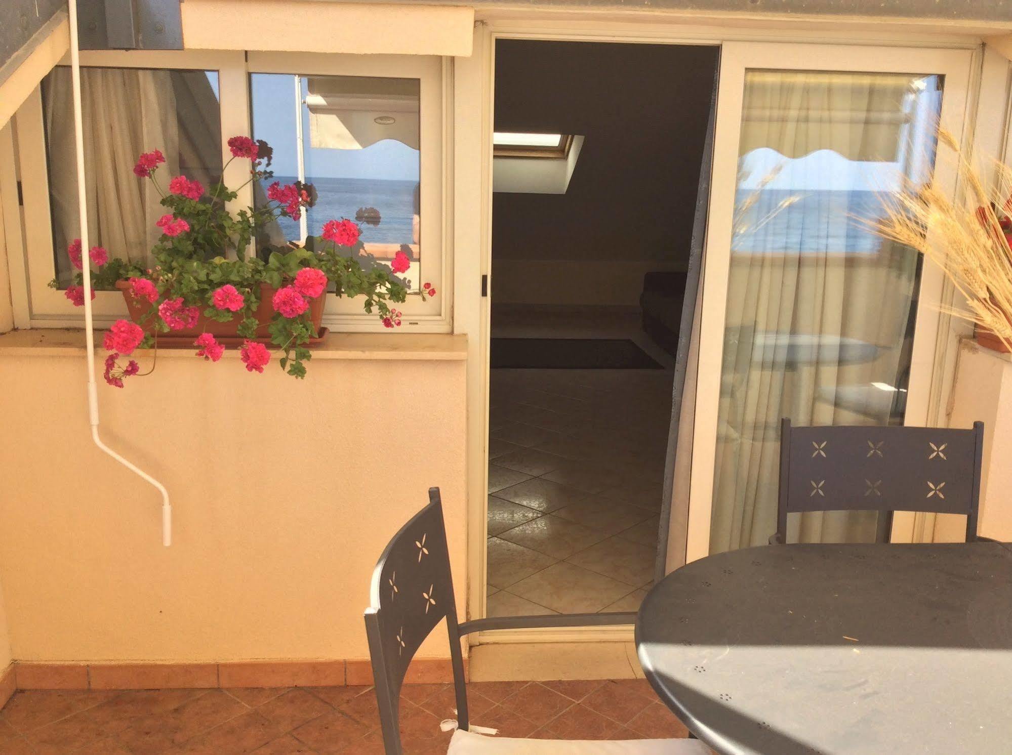 Casa Vacanze Samira Fondachello  Luaran gambar