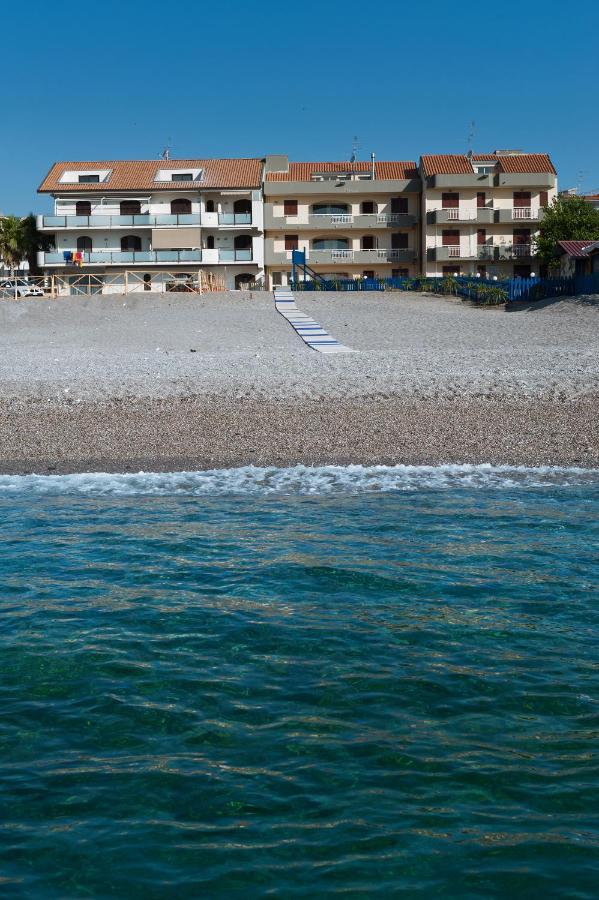 Casa Vacanze Samira Fondachello  Luaran gambar